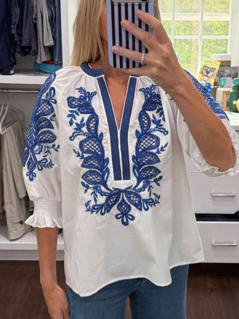 entro White Peasant Tunic with Blue Embroidery XS NWT